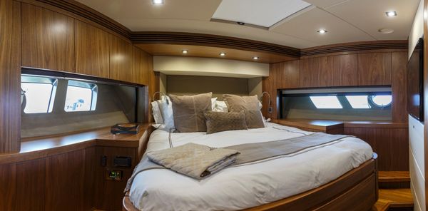 Sunseeker 75 Yacht image