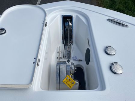 Tidewater 256 CC Adventure image