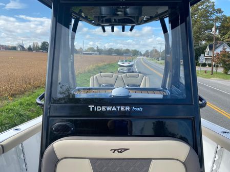 Tidewater 256 CC Adventure image
