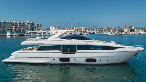 Ferretti Yachts 960 image