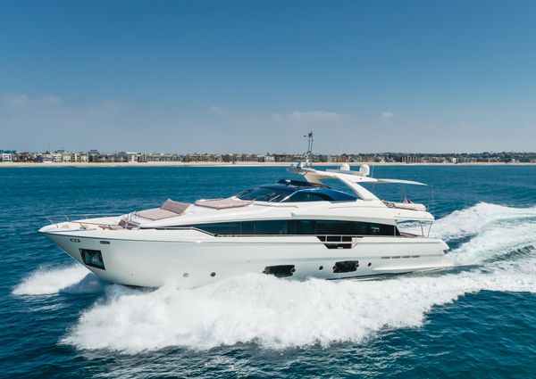 Ferretti Yachts 960 image