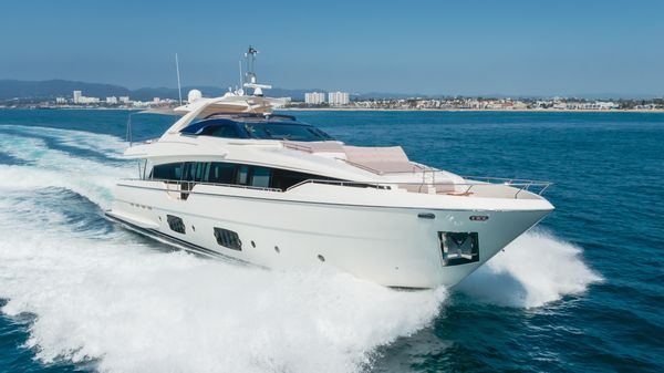 Ferretti Yachts 960 image