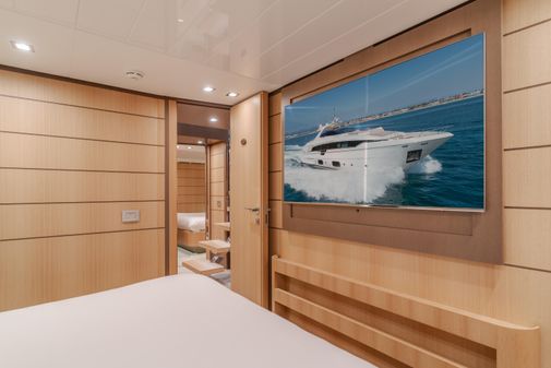 Ferretti Yachts 960 image