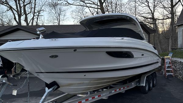 Sea Ray 350 SLX