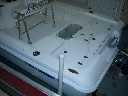 Contender ORDER THIS 25 BAY BOAT image