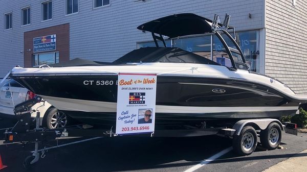 Sea Ray SPX 210