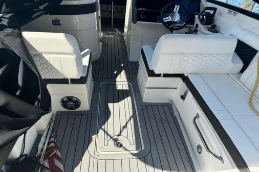 Sea Ray 290 SDXOB image