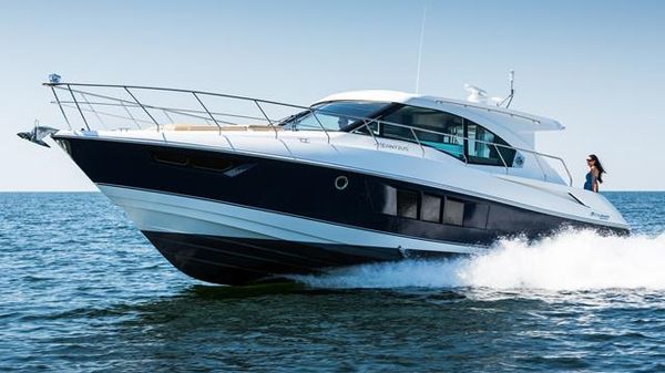 Cruisers Yachts 45 Cantius