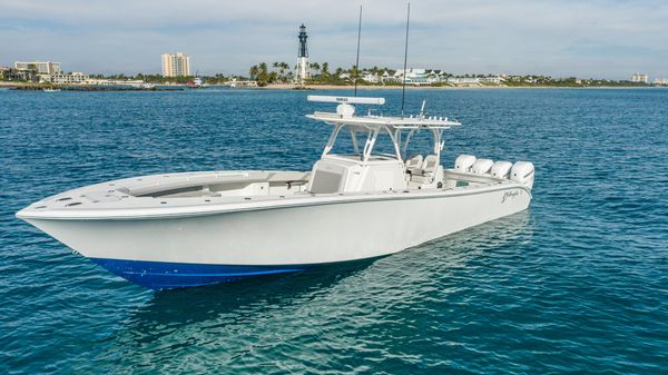 Yellowfin 39