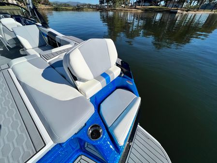 Mastercraft XT24 image