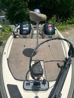 Skeeter ZX-180 image