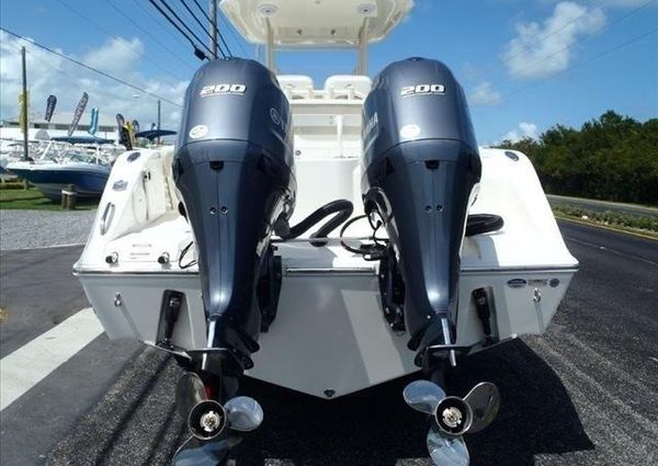 Cobia 277 Center Console image