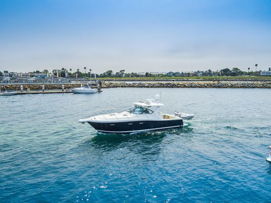 Tiara 3600 Open - main image