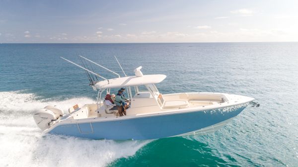 Cobia Center Console 350 image