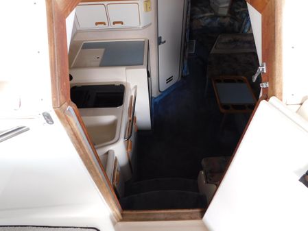 Sea-ray 330-EXPRESS-CRUISER image