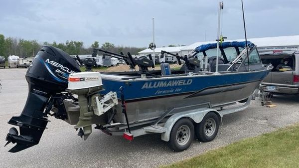 Alumaweld 21' FORMULA