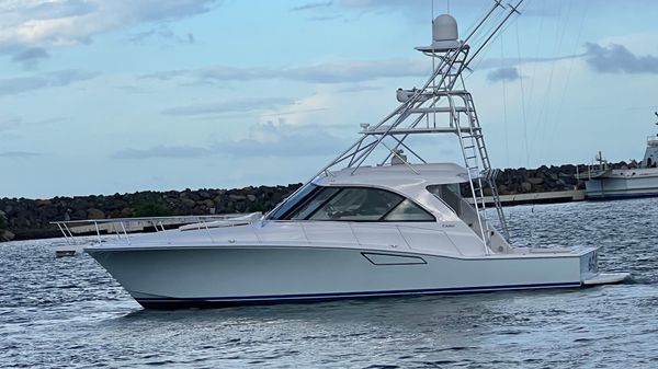 Cabo 44 Hardtop Express