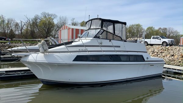 Carver 320 Mariner 