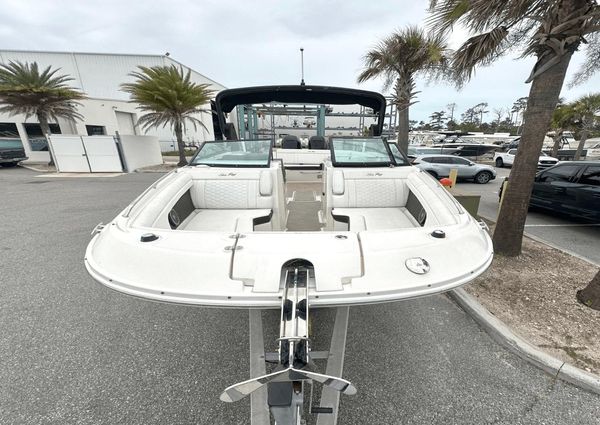 Sea Ray 290 SDX OB image