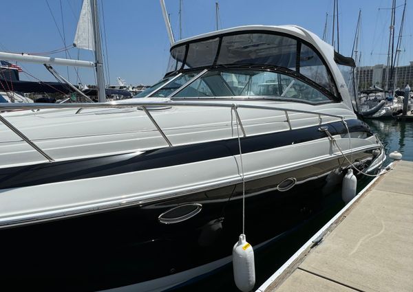 Crownline 350 image