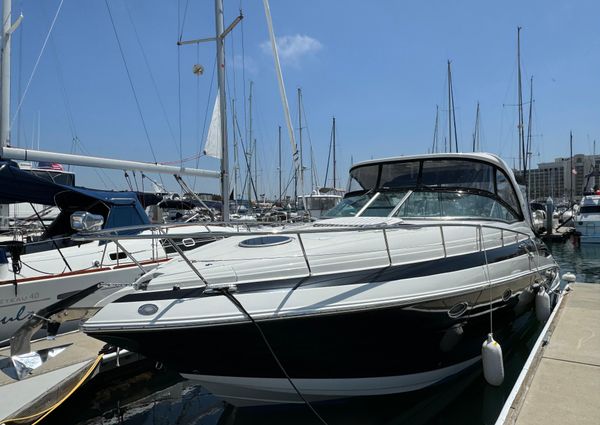 Crownline 350 image