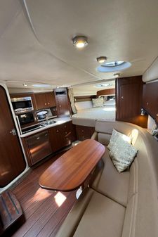 Crownline 350 image