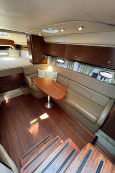 Crownline 350 image