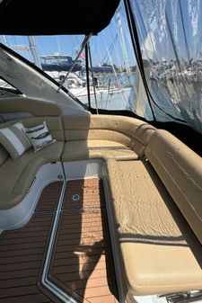 Crownline 350 image