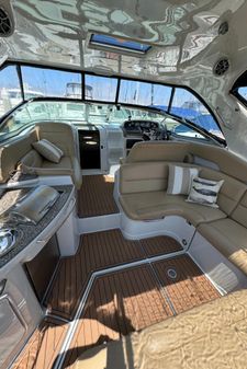 Crownline 350 image