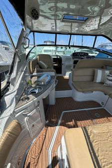 Crownline 350 image