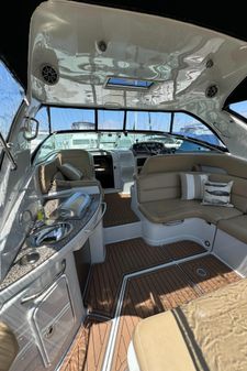 Crownline 350 image