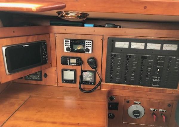 Sabre 402-SLOOP-WING-KEEL- image