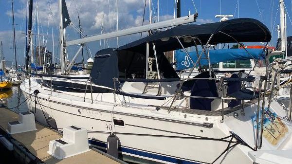 Marlow-Hunter 40 