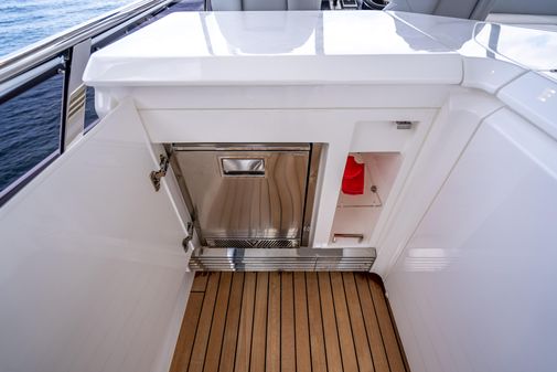 Princess Yachts F65 image