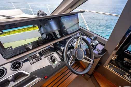 Princess Yachts F65 image