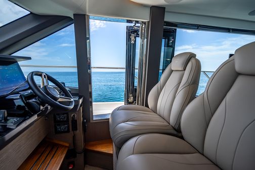 Princess Yachts F65 image