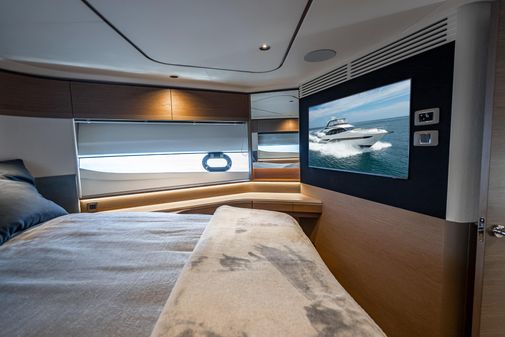 Princess Yachts F65 image