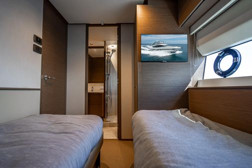 Princess Yachts F65 image