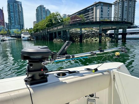 Boston Whaler 345 Conquest image