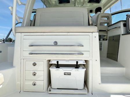 Boston Whaler 345 Conquest image