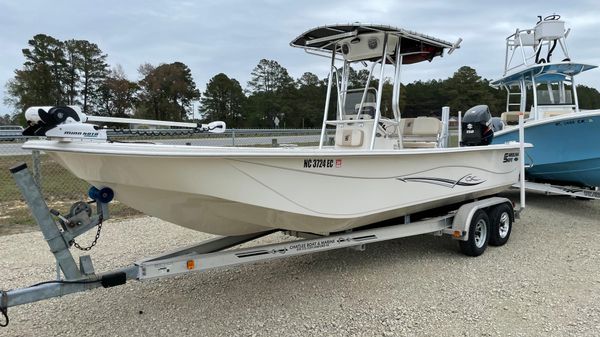 Carolina Skiff 258 DLV