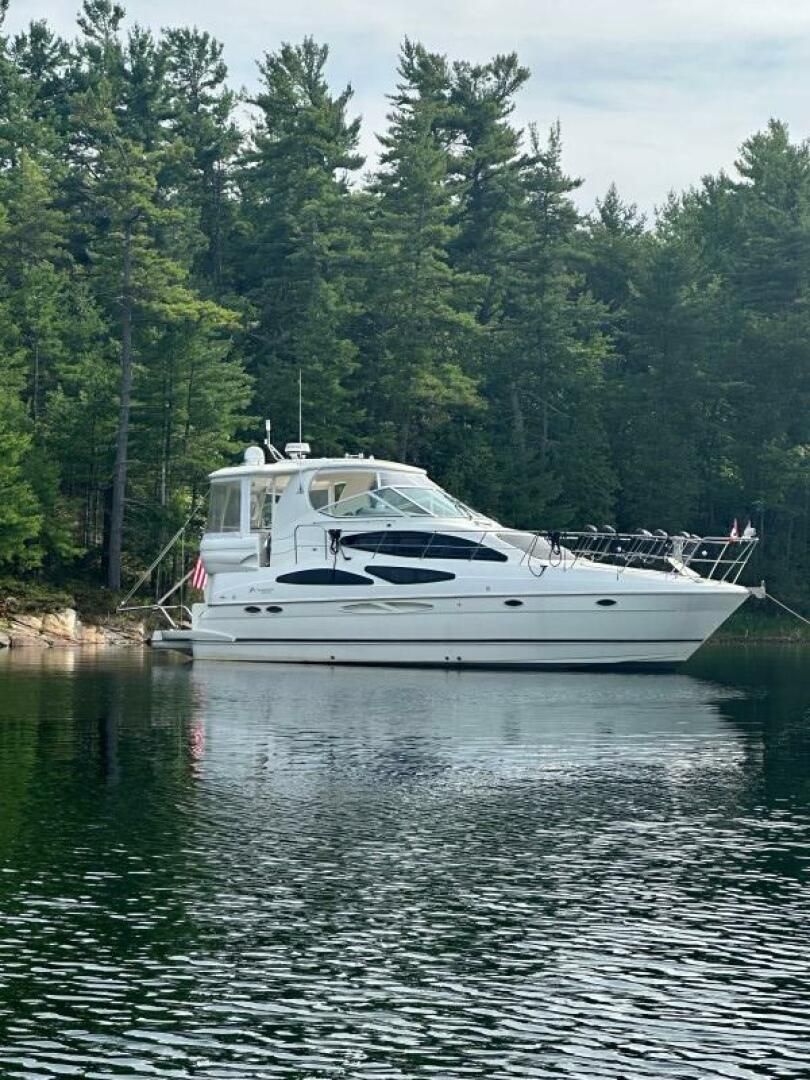 2004 Cruisers 405 Express Motoryacht Southport, North Carolina
