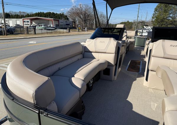 Avalon CATALINA-QUAD-LOUNGER-SHIFT-WINDSHIELD image