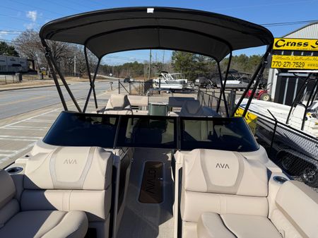 Avalon CATALINA-QUAD-LOUNGER-SHIFT-WINDSHIELD image