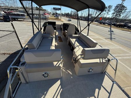 Avalon CATALINA-QUAD-LOUNGER-SHIFT-WINDSHIELD image