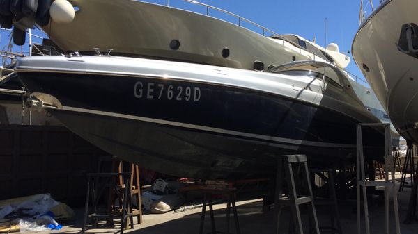 Uniesse 75 fly