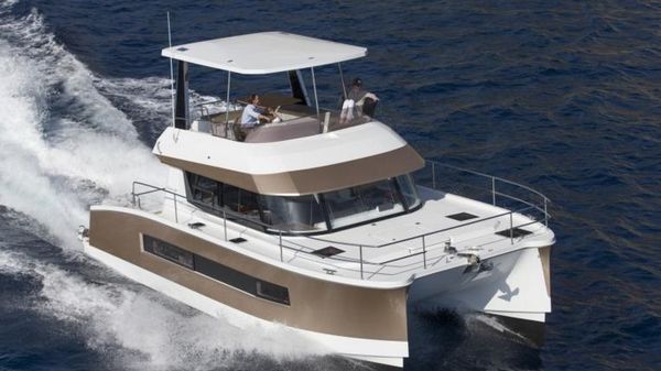 Fountaine Pajot MY 37 