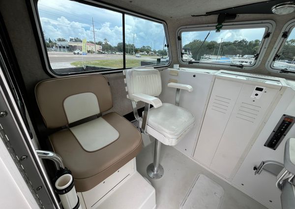 Parker 2520-XLD-SPORT-CABIN image