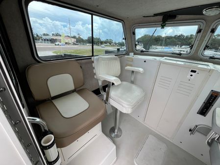 Parker 2520-XLD-SPORT-CABIN image