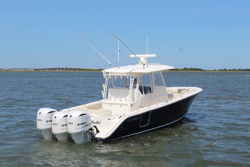 Cobia 350 Center Console image